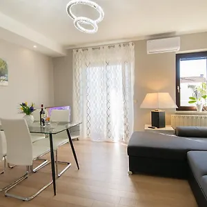 Motovunska 39 Apartman Poreč